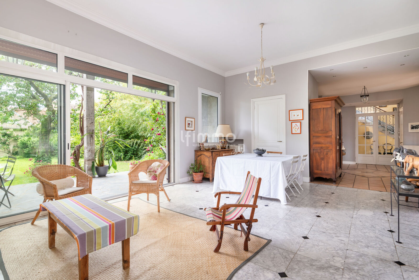 Maison de caractère 350 m² + dépendance jardin 1133 m² - Pilat 13