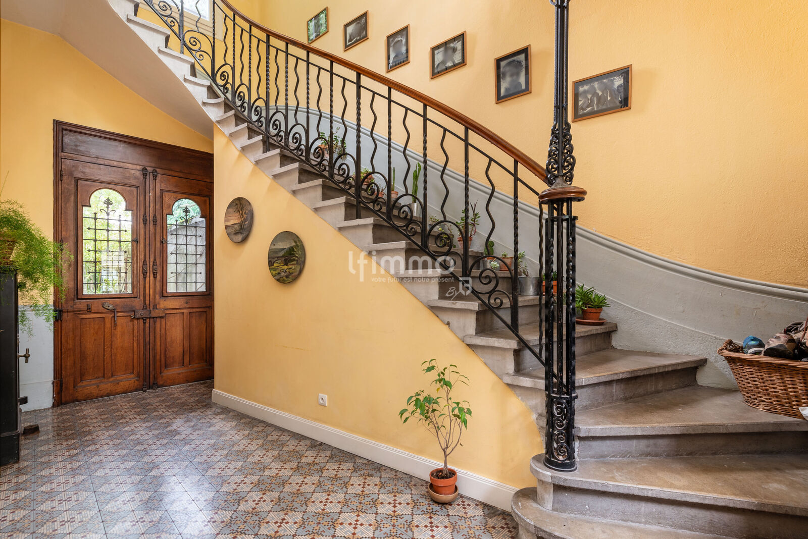 Maison de caractère 350 m² + dépendance jardin 1133 m² - Pilat 22