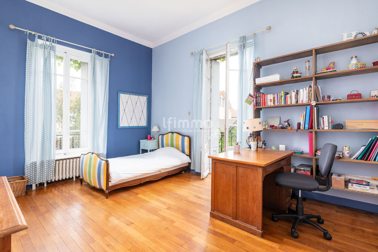 Maison de caractère 350 m² + dépendance jardin 1133 m² - Pilat 17