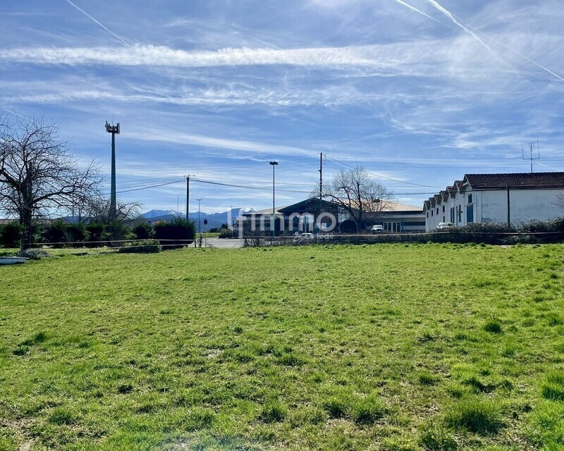 Terrain de 2129m2 constructible, borné, idéalement situé.  - Whatsapp image 2026-02-22 at 19.34.30  6 