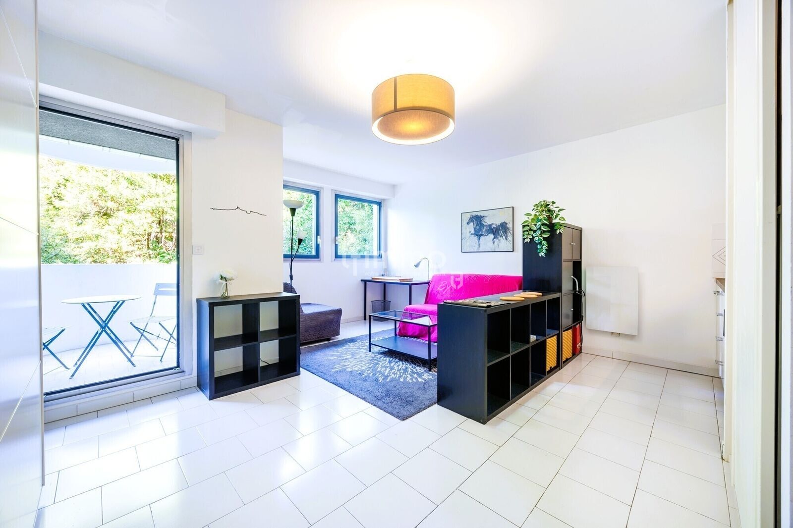 Studio lumineux avec balcon et vue verdure – 8ᵉ/9ᵉ Marseille - Phsallon