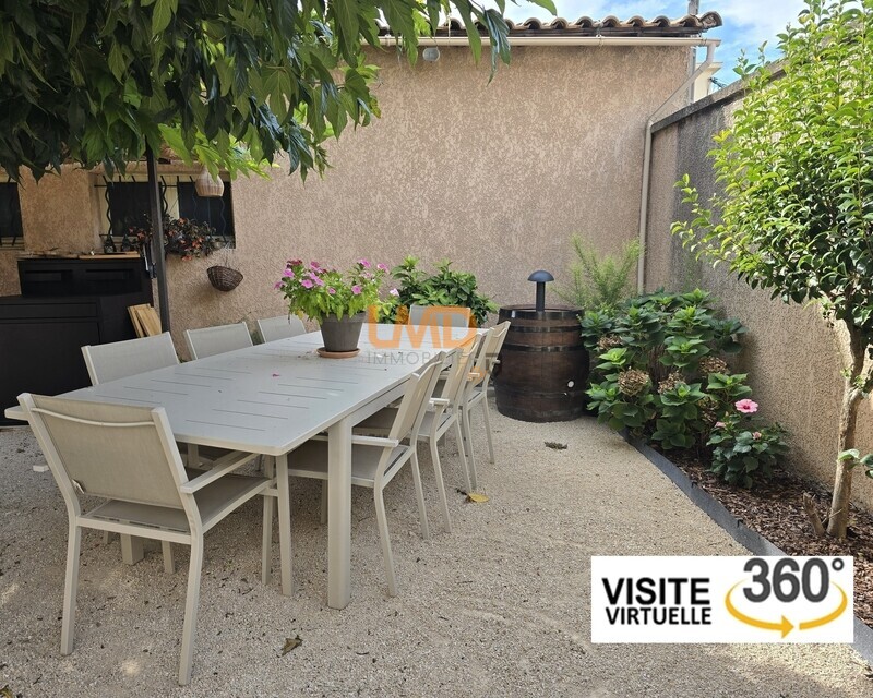 L’espace, le confort et le potentiel réunis en centre-ville. - Jardin vitrine