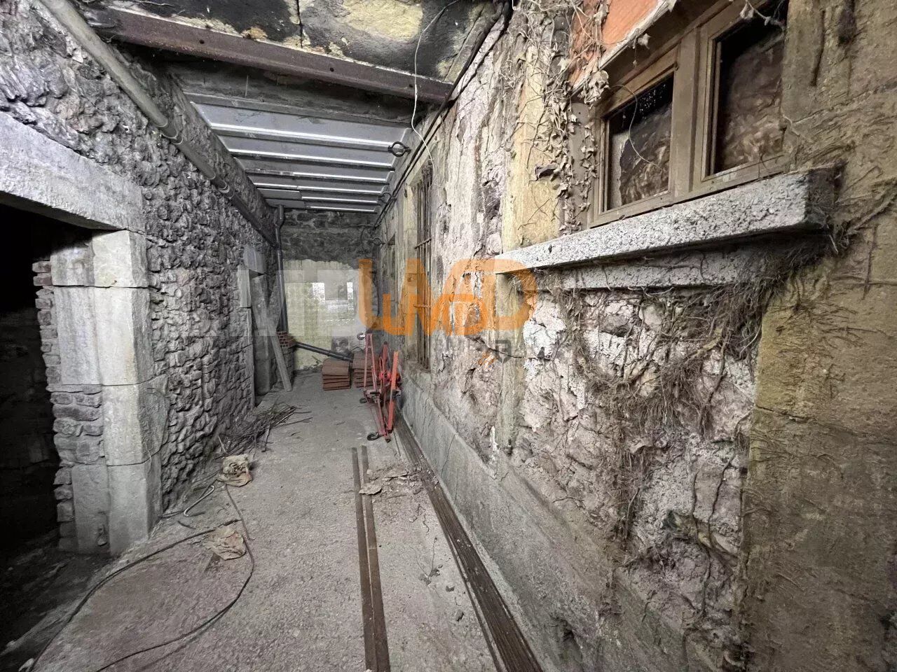 Immeuble à bon rendement locatif Cransac les Thermes Aveyron - b0f32817-285a-4b0b-9afa-291220ac81af