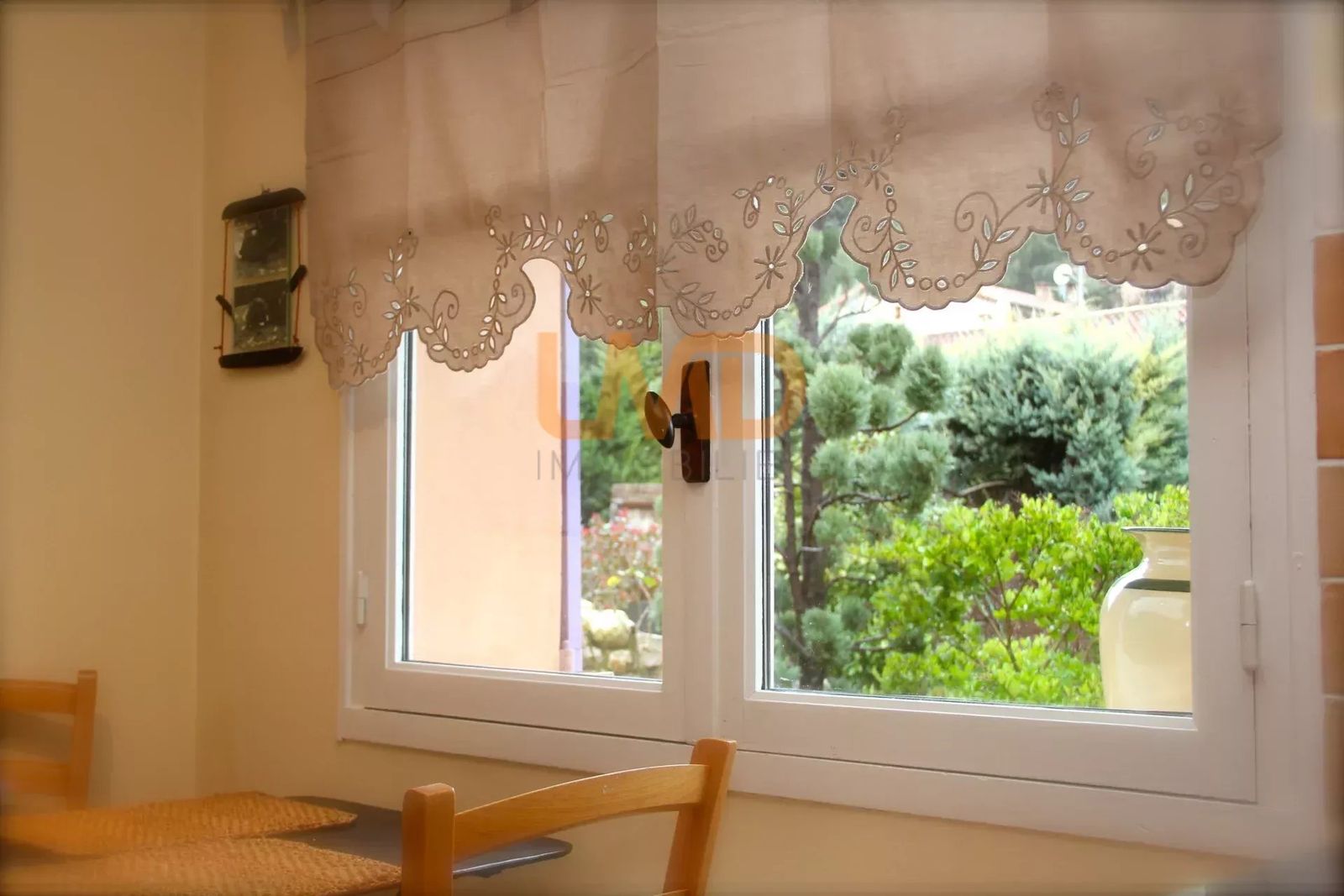 Ensemble immobilier à fort potentiel et à 2 pas de la ville ! - 511a7b90-e96d-41f0-b6df-185b2c95a8f3