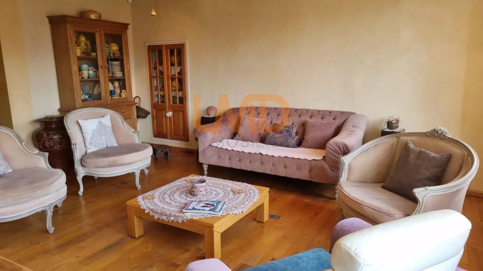 Ensemble immobilier à fort potentiel et à 2 pas de la ville ! - b72a8b48-7f51-4f25-a2b1-39ef09a89963