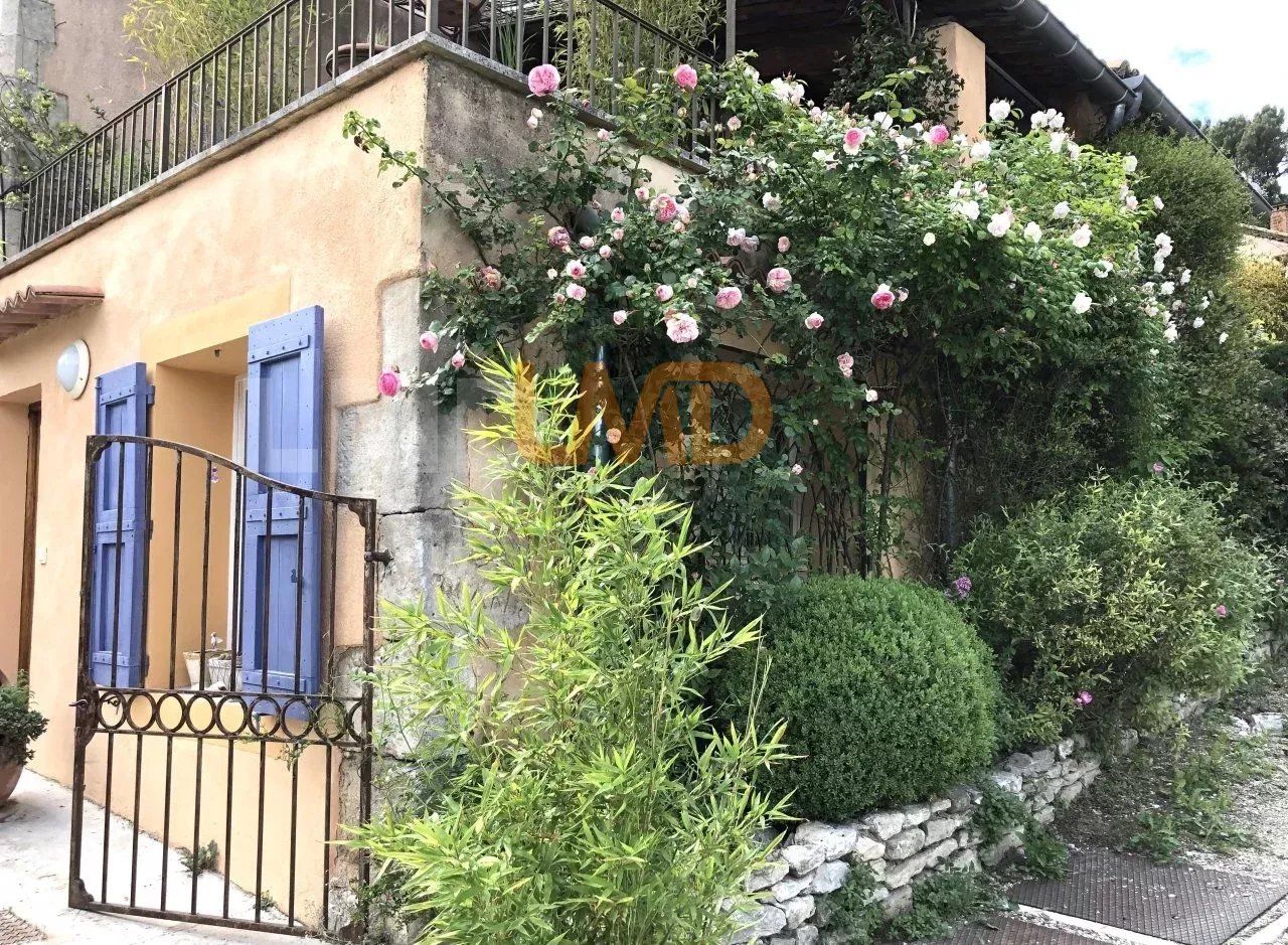 Ensemble immobilier à fort potentiel et à 2 pas de la ville ! - 40b96173-7bf6-416d-a5b0-af66a5d141ff