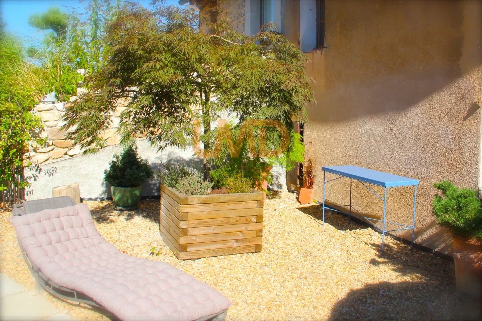 Ensemble immobilier à fort potentiel et à 2 pas de la ville ! - 84d1aa5e-b3df-4865-85c5-2e177dd5e3a6