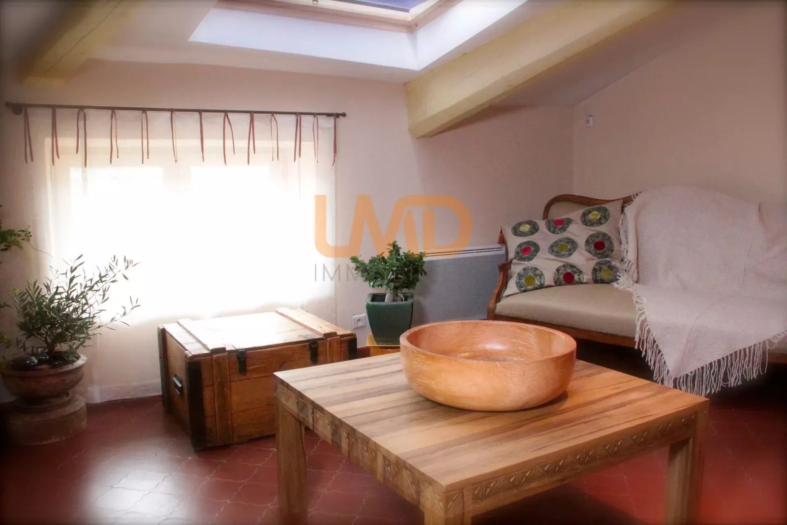 Ensemble immobilier à fort potentiel et à 2 pas de la ville ! - b248ee82-d4d3-4957-af72-c51ab52cc711