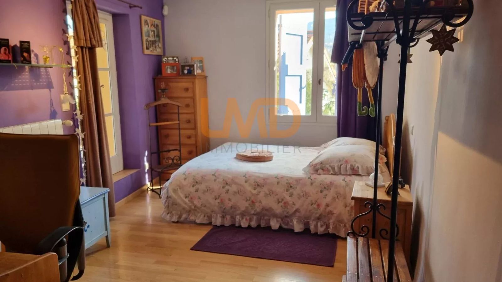 Ensemble immobilier à fort potentiel et à 2 pas de la ville ! - 46174343-9695-44b6-be52-3374450a5727