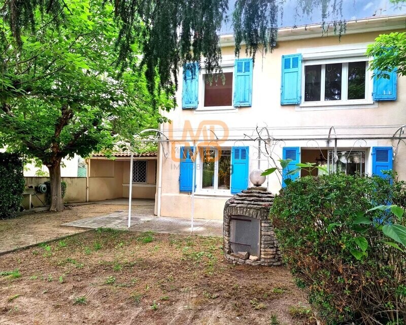 AU Calme - 4 Chambres - 2 Garages - Grand Terrain  - 7c0716cf-f429-4eb8-bc5a-a73270d6c380