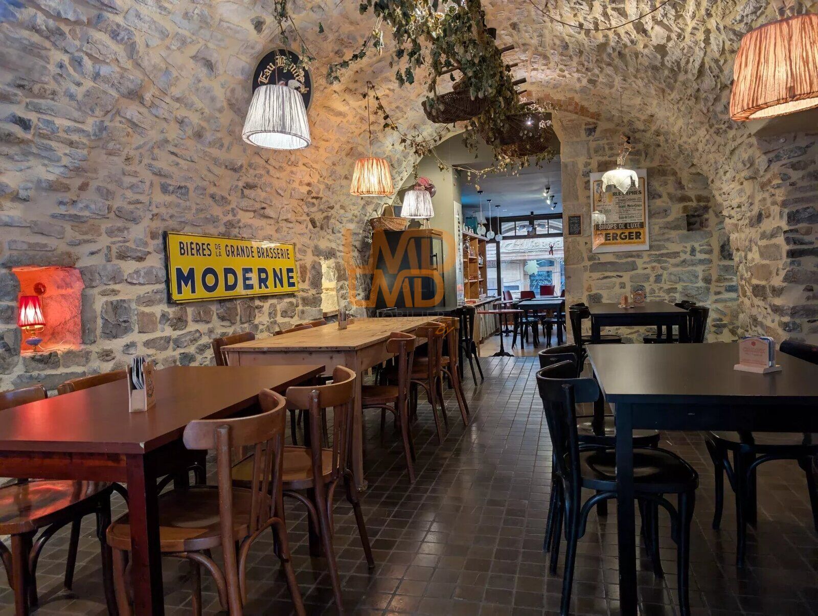 Local commercial bar a bière, Mur et Fond de commerce  - 3851f924-bd64-4a45-a4cd-6ab13c7ffe32