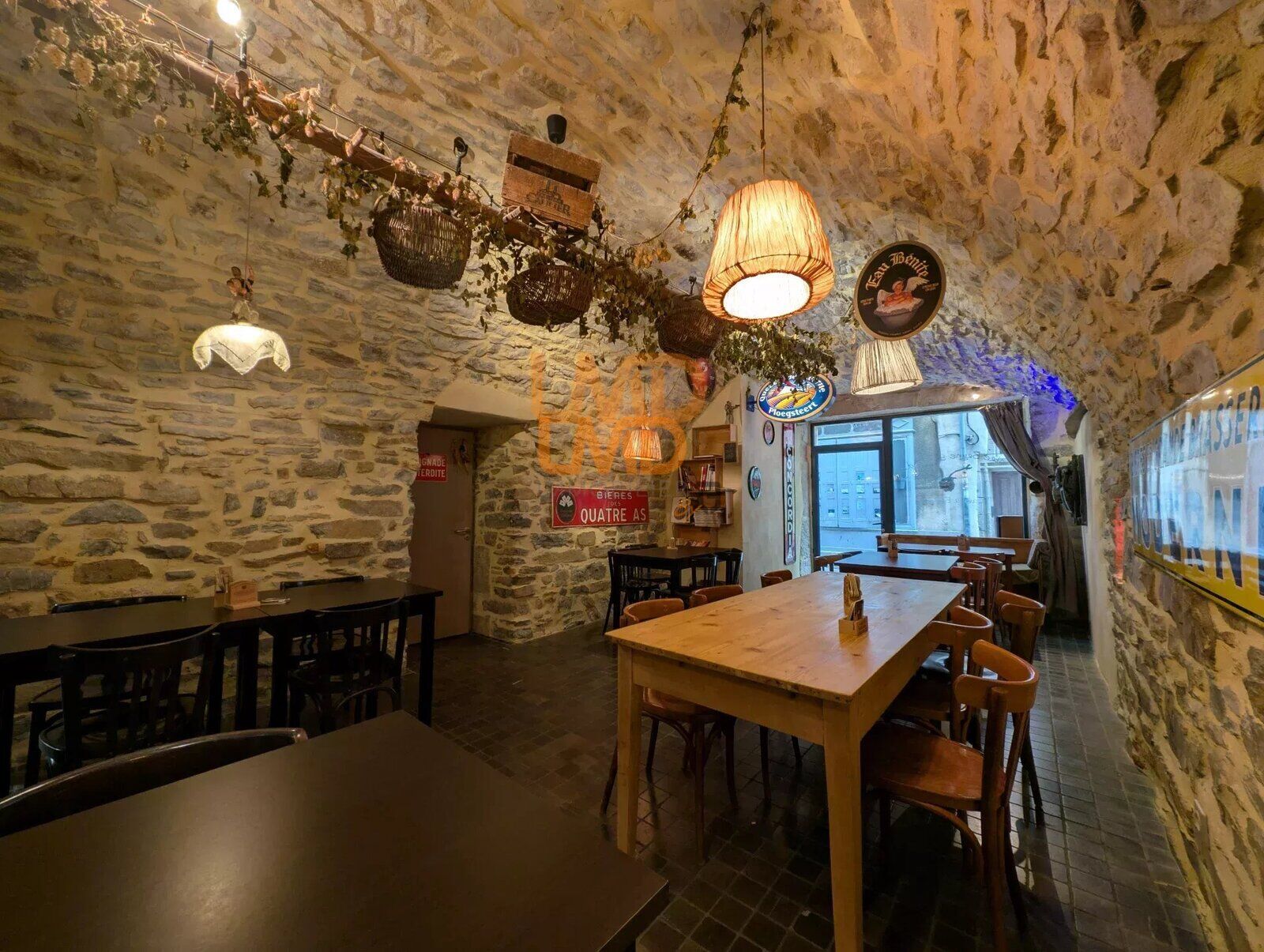 Local commercial bar a bière, Mur et Fond de commerce  - 5b548a57-8862-4018-9e27-c1cb58c86da6