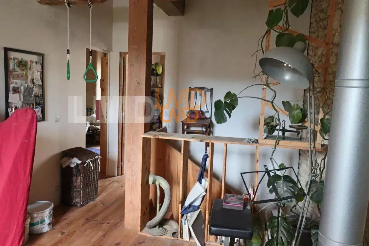 Maison  T4, jardin et dépendances - dcb8d263-921d-4ca9-a3b1-156c096d84cc