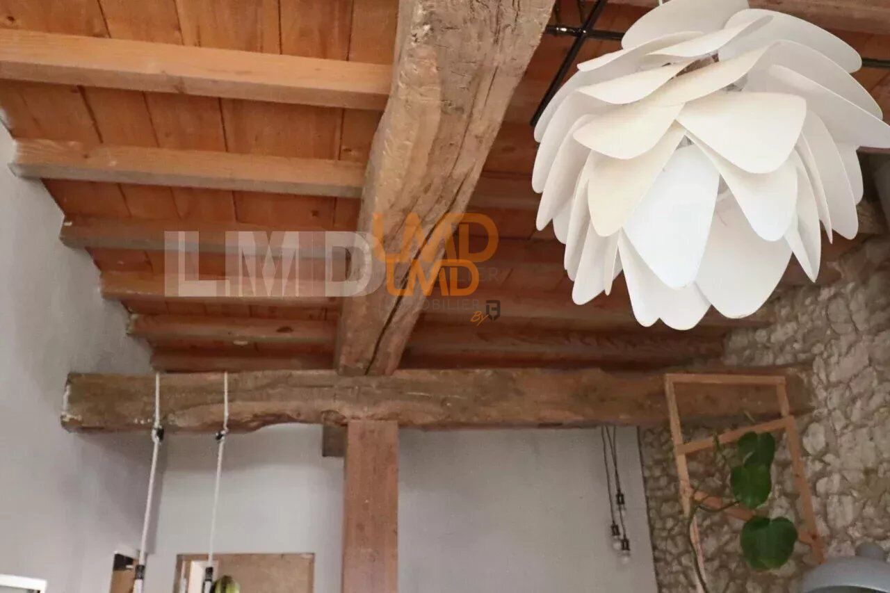 Maison  T4, jardin et dépendances - 0b1c6f30-0b8e-46c6-91a4-3f159d2a0b45