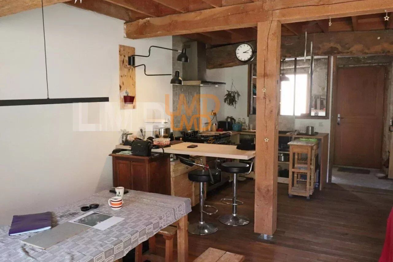 Maison  T4, jardin et dépendances - e9301f26-004e-4bbe-a48b-f4210342f2b0