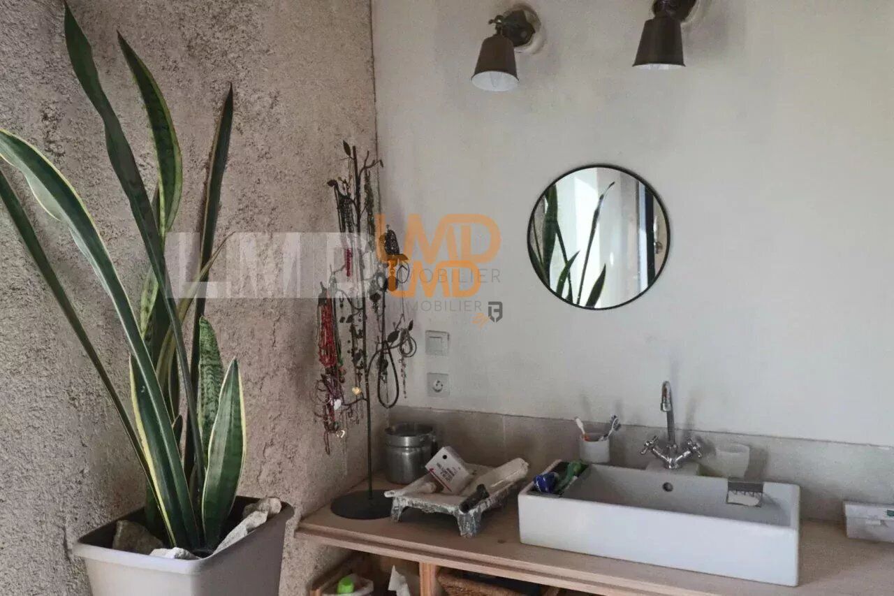 Maison  T4, jardin et dépendances - d12efac2-9efc-41b7-ac1a-c2dd27c1f0c8