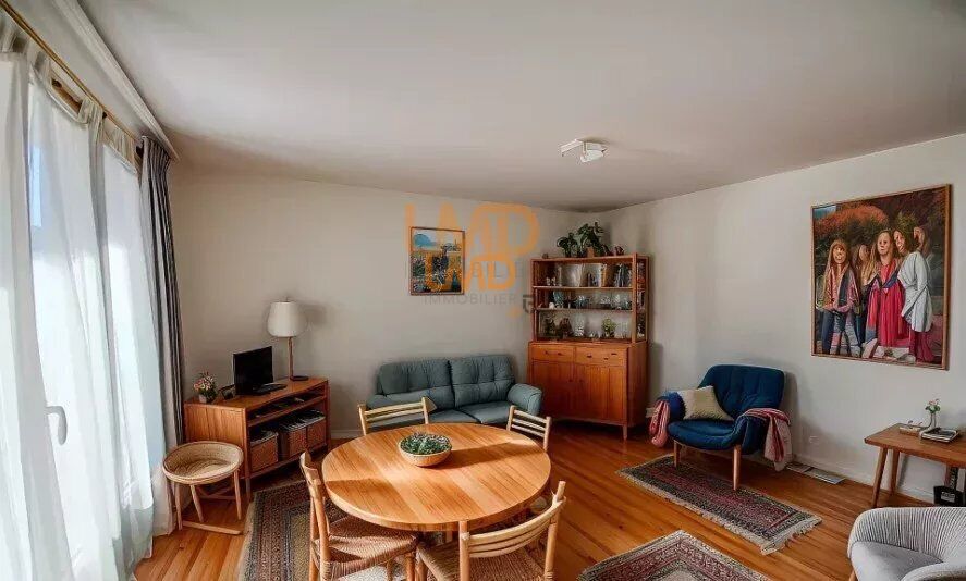 Appartement Centre Ville 3 Pieces - Balcon - Loggia - Garage - 3a415d18-3b66-4774-abb5-43c4264b94f8