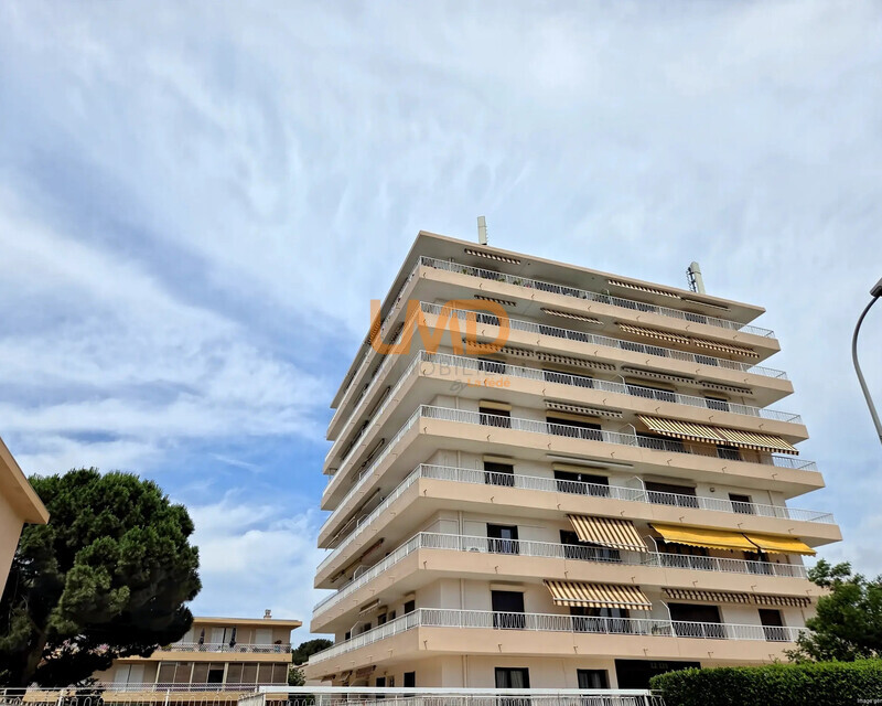 Appartement rénové proche centre ville et port - résidence de standing proche mer et port
