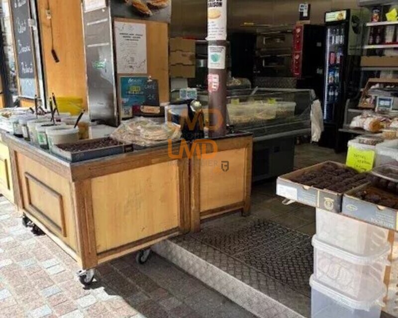 Epicerie Fine 38 M2 - a7378d37-bcfe-4e13-819b-5bc3bb158ce2