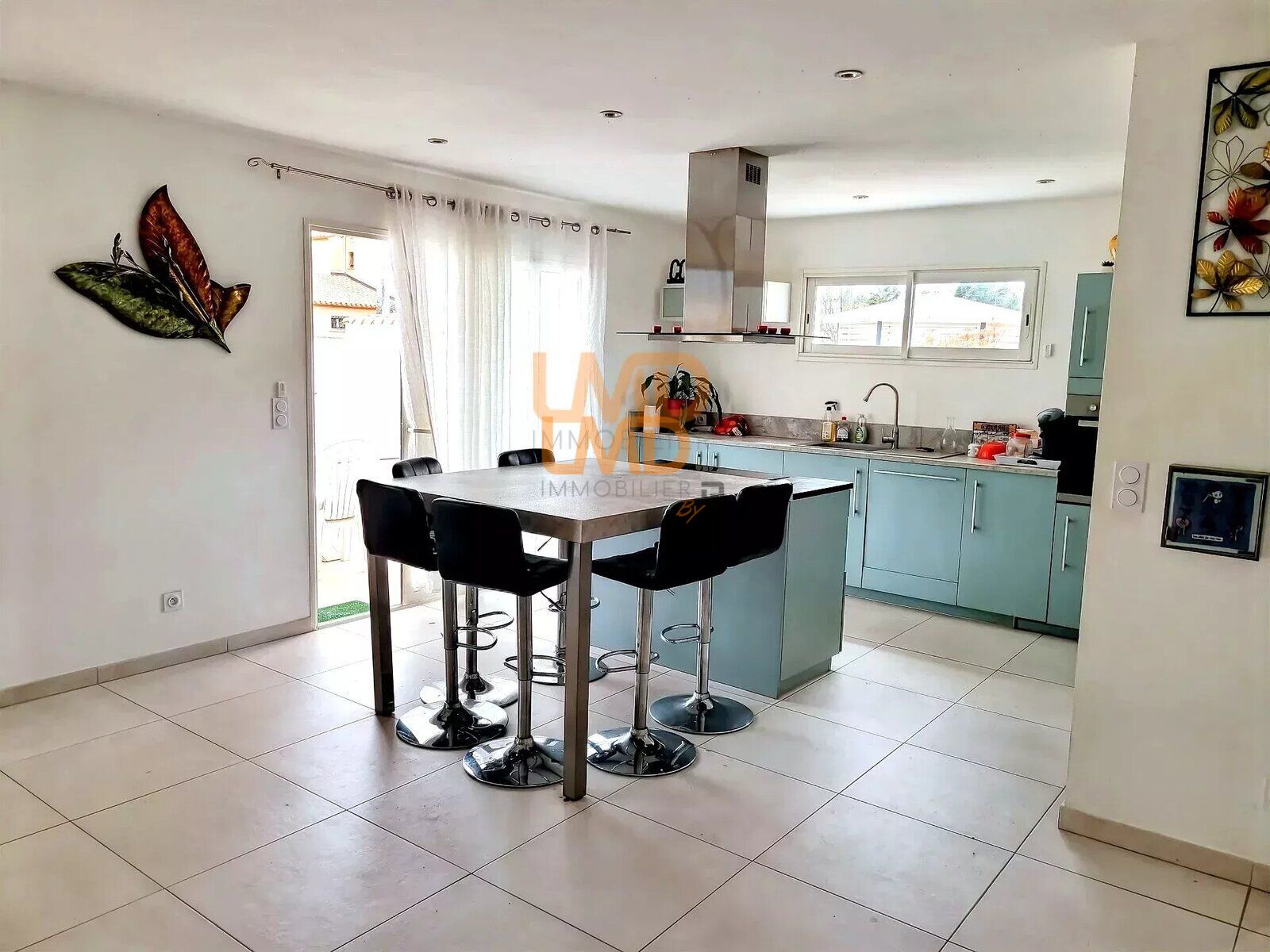 Maison de plain-pied sans murs mitoyens de 120 m2 avec piscine - e533ff3e-a765-469e-b550-06dd7fc09a37