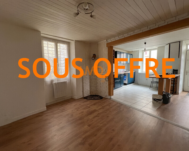 Maison Firmi proche centre village Aveyron - V sous offre