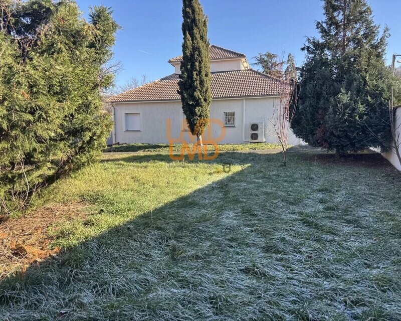 Villa à Mirefleurs avec Équipements Modernes - f6191a54-eef5-477d-9f28-1c3326bc4f82