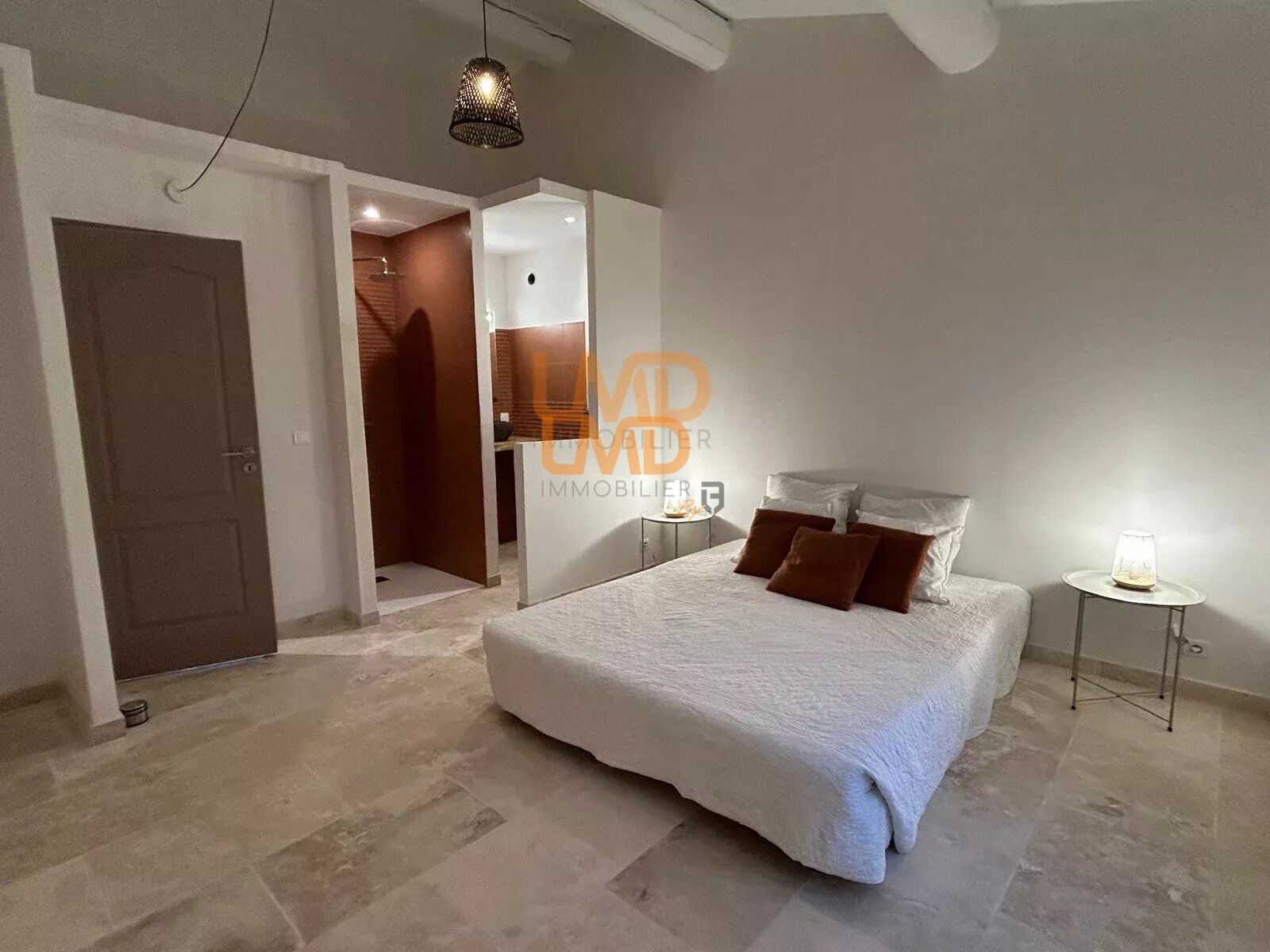 Vue panoramique sur le Luberon - 7de09003-999b-4643-a75a-a04c2776ffc0