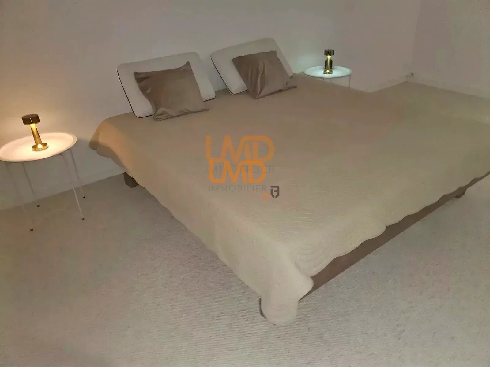 Vue panoramique sur le Luberon - 94f7eb58-0c87-4f61-a199-60f62aba74f4