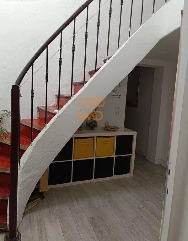 Appartement de standing vue colline St Jacques - 54f919d9-9ac9-4d06-bfd0-4b937970674c