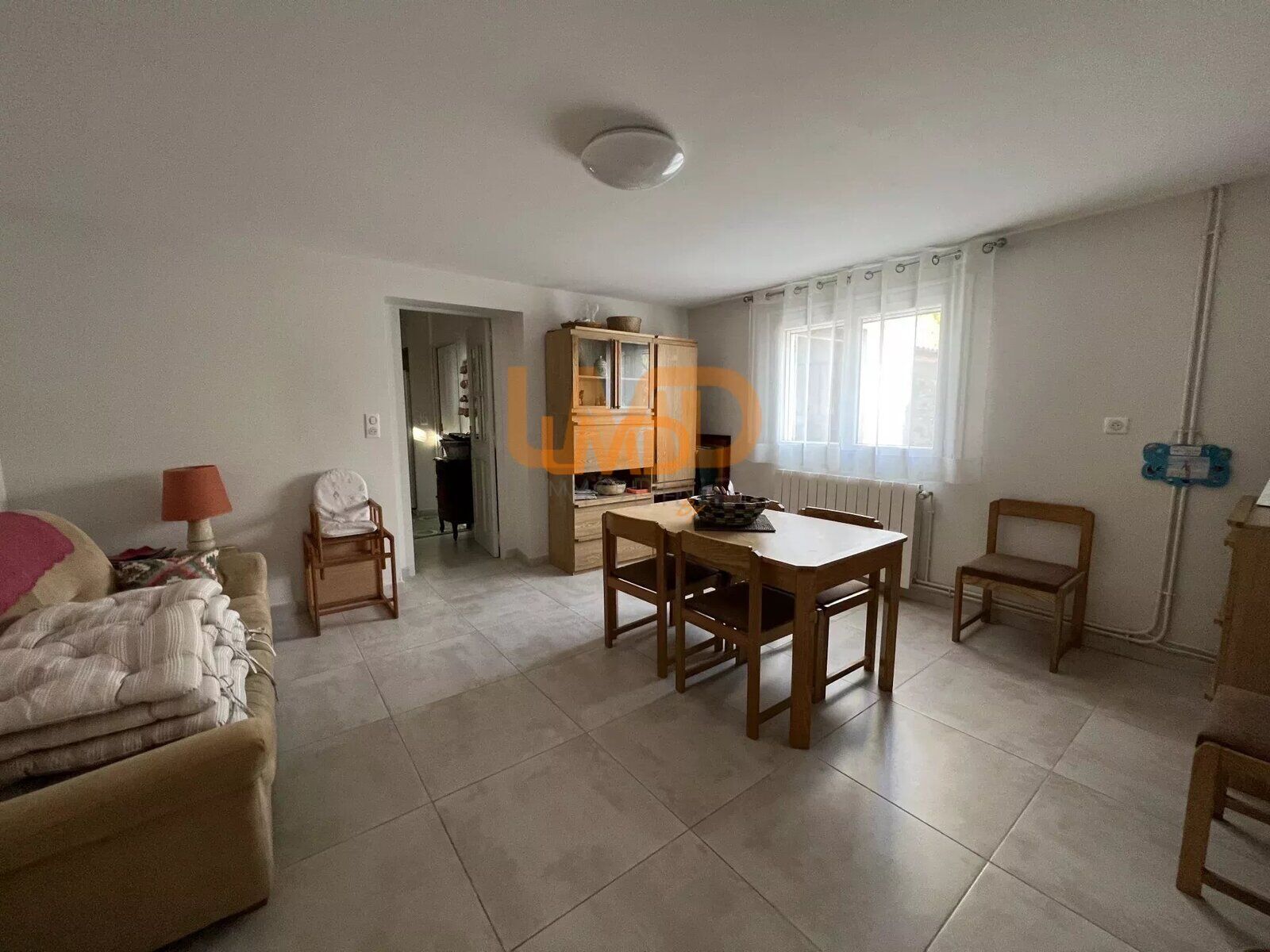 Villa avec gîte  sur 5000 m2 de terrain, Piscine. Garage - 6f50b5d3-2550-468d-9640-c78378959a15