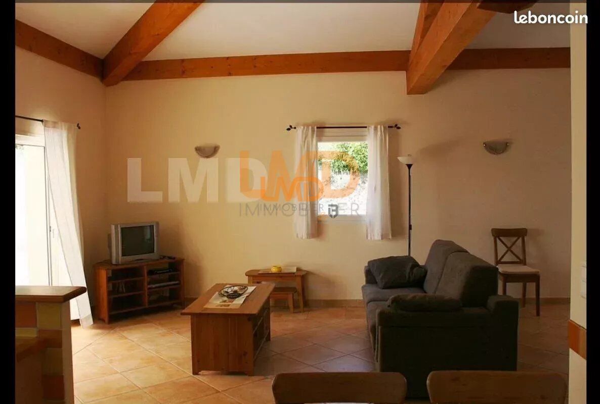 Villa avec gîte  sur 5000 m2 de terrain, Piscine. Garage - 06417d9f-2d8a-4335-865a-b7ba09ec798c