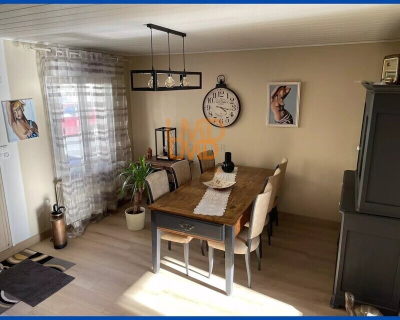 Aveyron Maison 3 chambres, salon, séjour, garage et jardin - 3d58df5e-f763-45e1-920a-0d725522ddf4