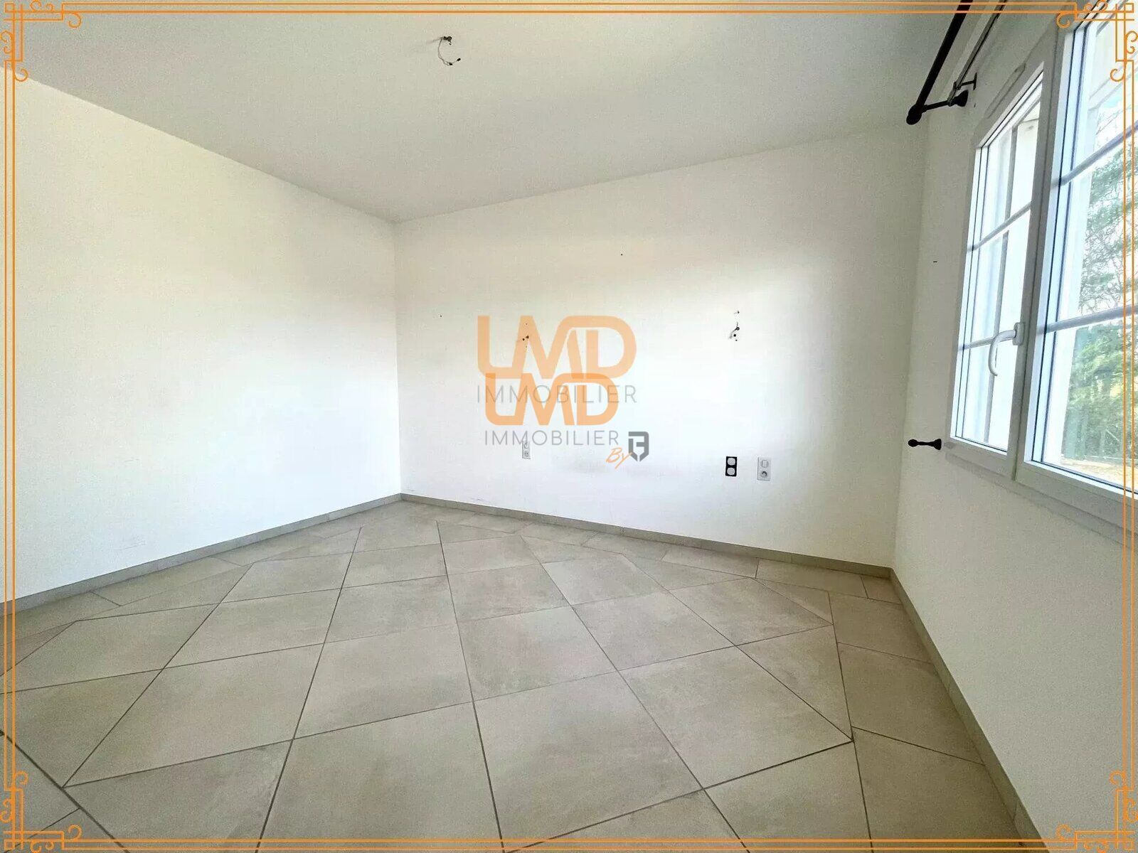 Villa Magalas – qualité, charme et potentiel - 76fb0fd4-1719-46dc-8cc5-15a733c6d6e9