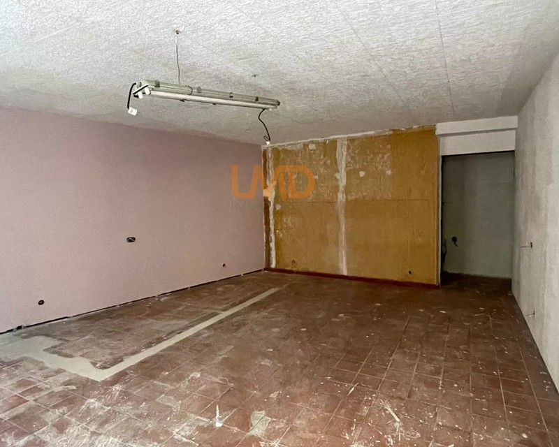 Local commercial centre Thuir - 45cd863b-d3f5-47b7-91a1-3ba8ce572b84