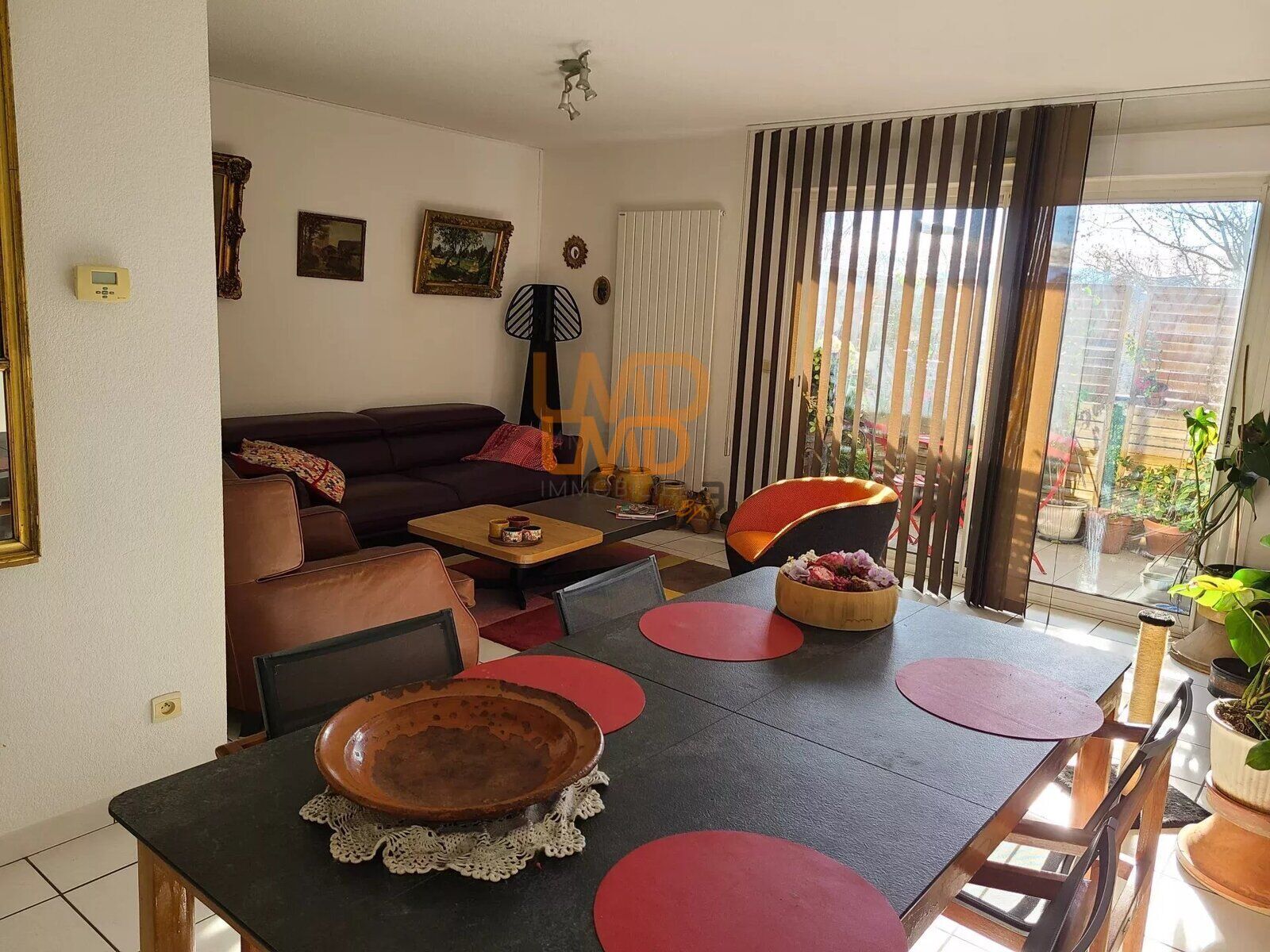 Appartement de type  T3 d'une superficie de 71 m2. - a940eb5e-cd95-4f3f-830c-e3d15b9e7823