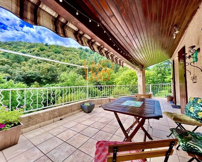 Maison Traversante, R+1, Terrasse, Jardin, Piscine, Calme, Lumineux - 6333e5dd-2714-4a13-a907-e0a864f9cedb