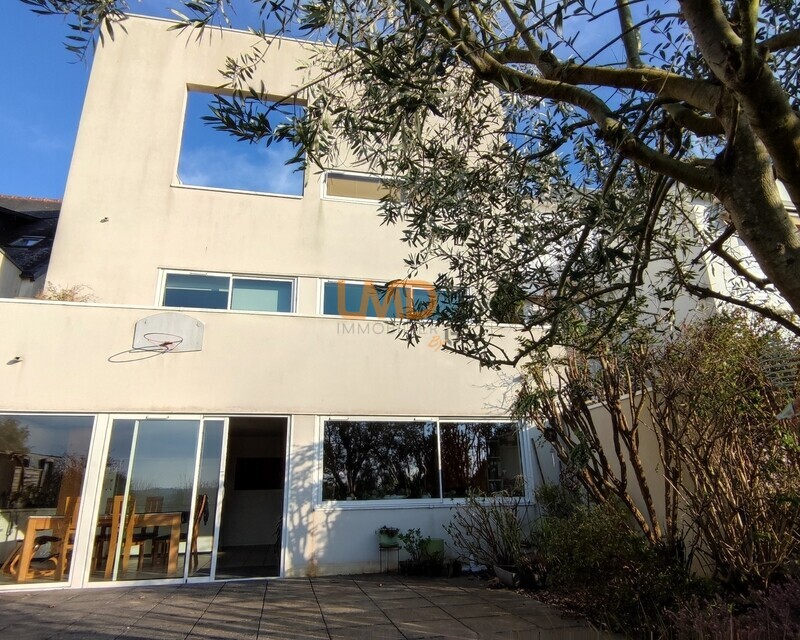 Quartier Saint-Michel : Vue panoramique et cachet intemporel - Eric-margely-lmdimmobilier-facadearriere-cotejardin-stmichel-stbrieuc