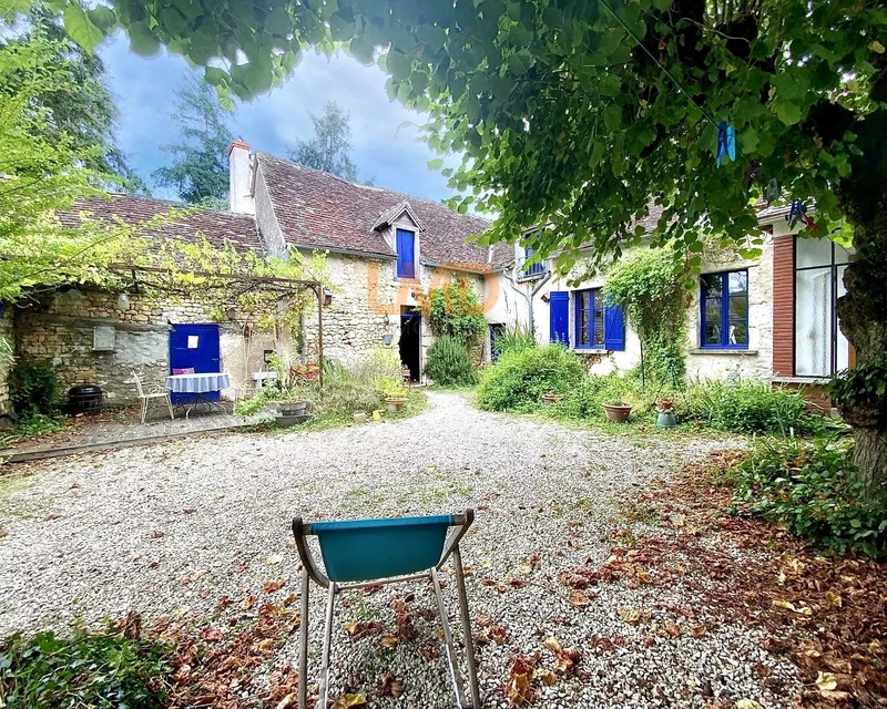 Maison charmante à Pouligny St Pierre, 126 m², 3 chambres - 4e4ce4e0-bbdf-4877-b5f5-f8833460b60e