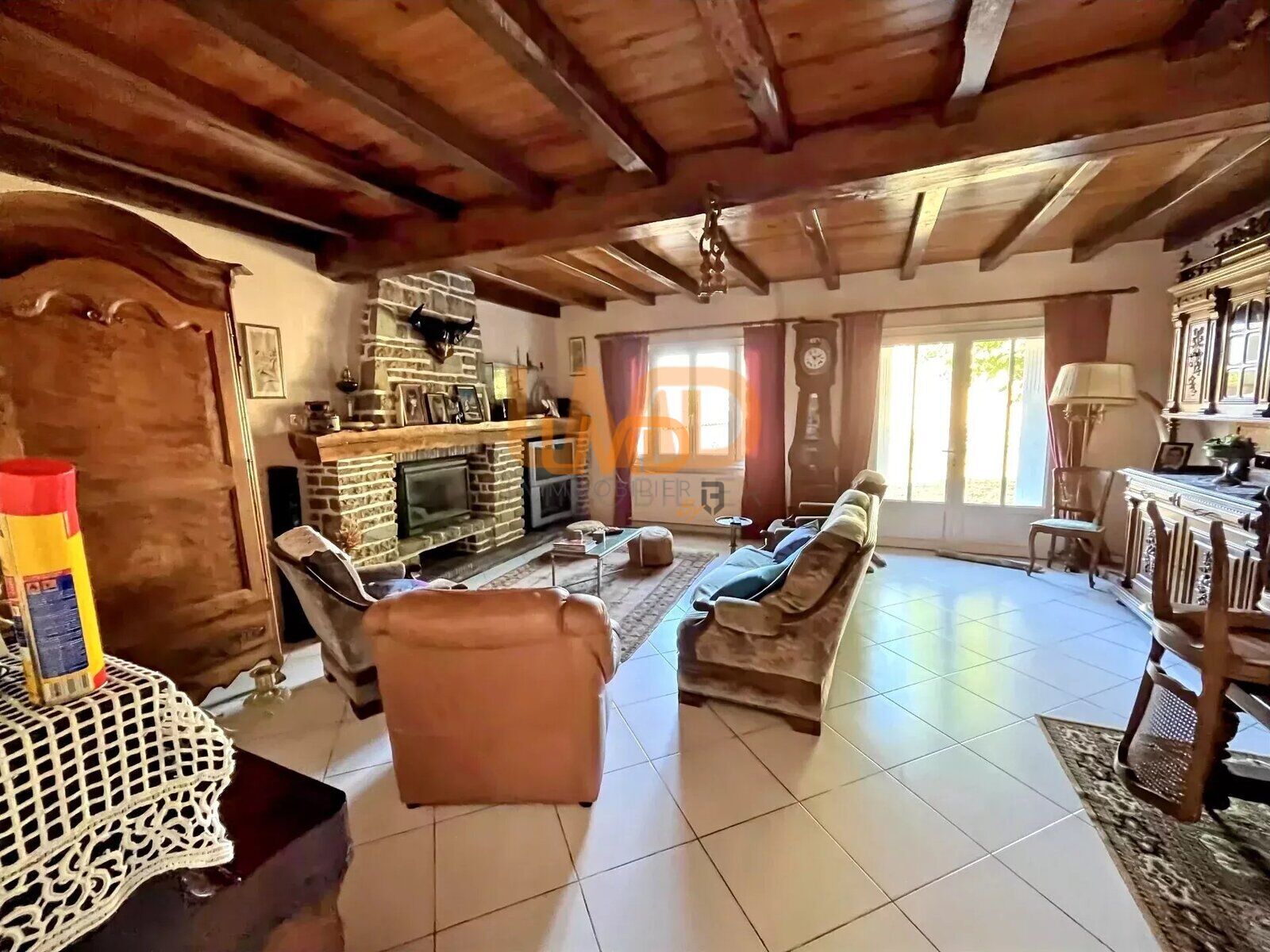 Maison 7 pièces , 6 chambres de 163 m² - 3d9f87b6-014b-421b-aa05-4f4d676a21b5