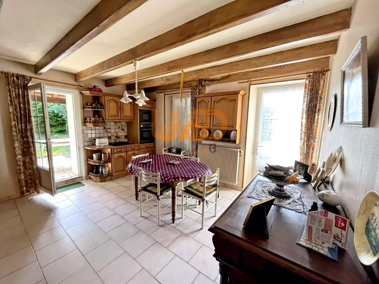 Maison 7 pièces , 6 chambres de 163 m² - 2fcc0017-ac72-4606-81f1-5a8b8c4f3846