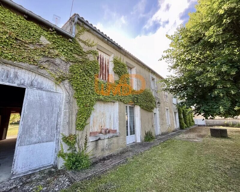 Maison 7 pièces , 6 chambres de 194 m² - f8638ecd-1215-4ddd-a709-9b9f7647d038