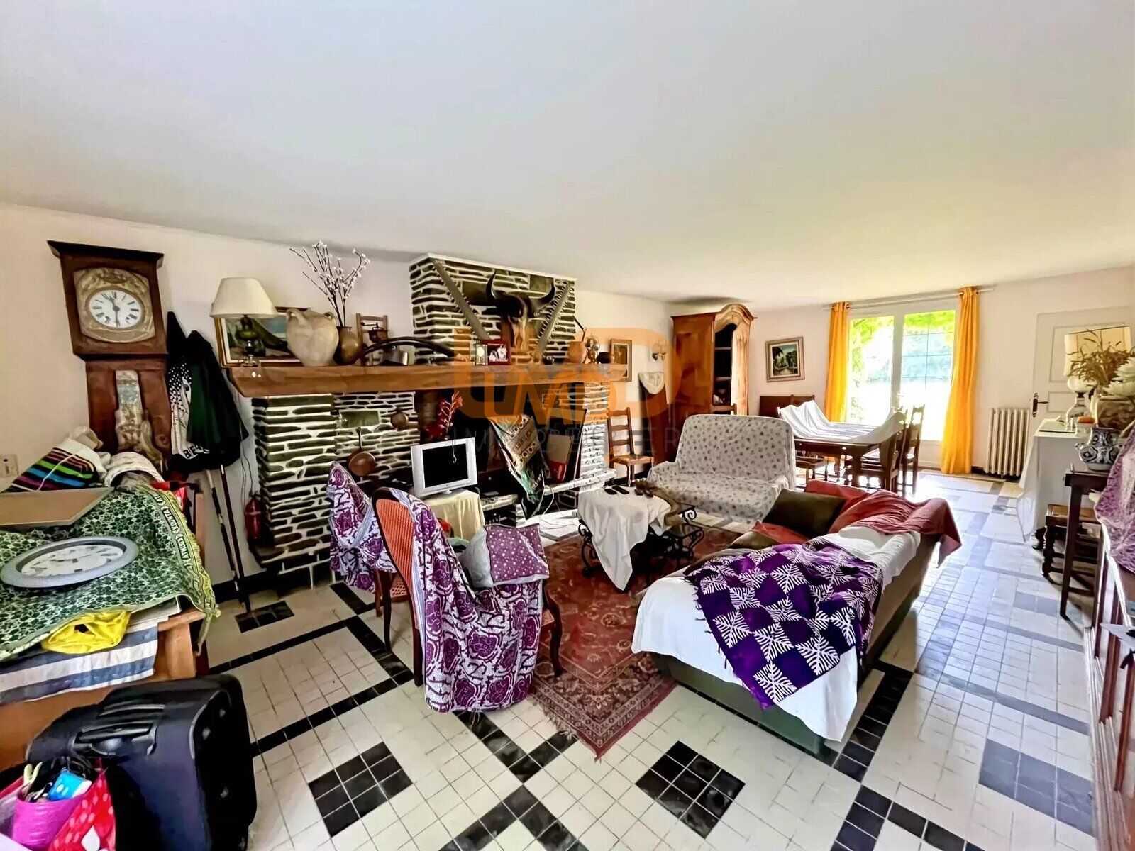 Maison 7 pièces , 6 chambres de 194 m² - aabb38f8-a4dc-4319-9a1f-6e9500519bc3