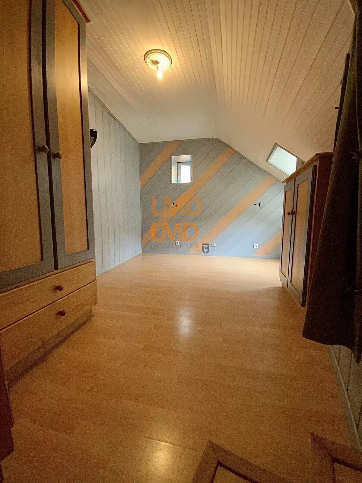 Vous recherchez une maison de ville ? - ee9e4aa0-bd19-4782-b38c-0ea777c73701