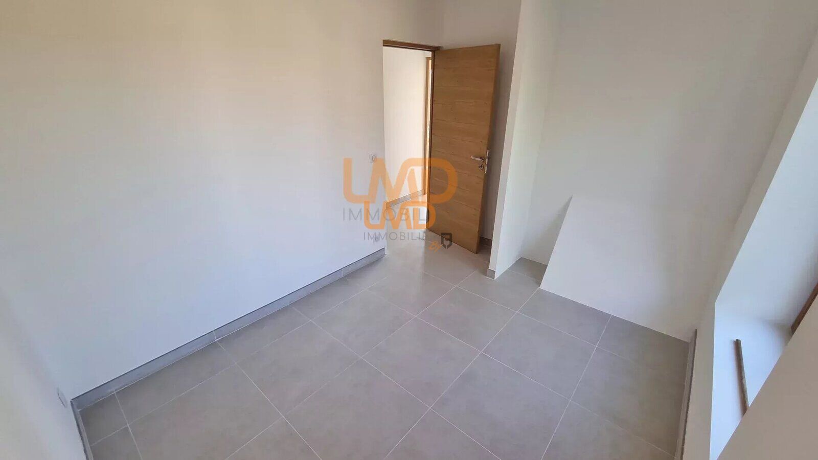 vue dégagée - exposition sud - proche des commodités - climatisation - b3db25b4-835e-41fc-a226-44964bae2a90