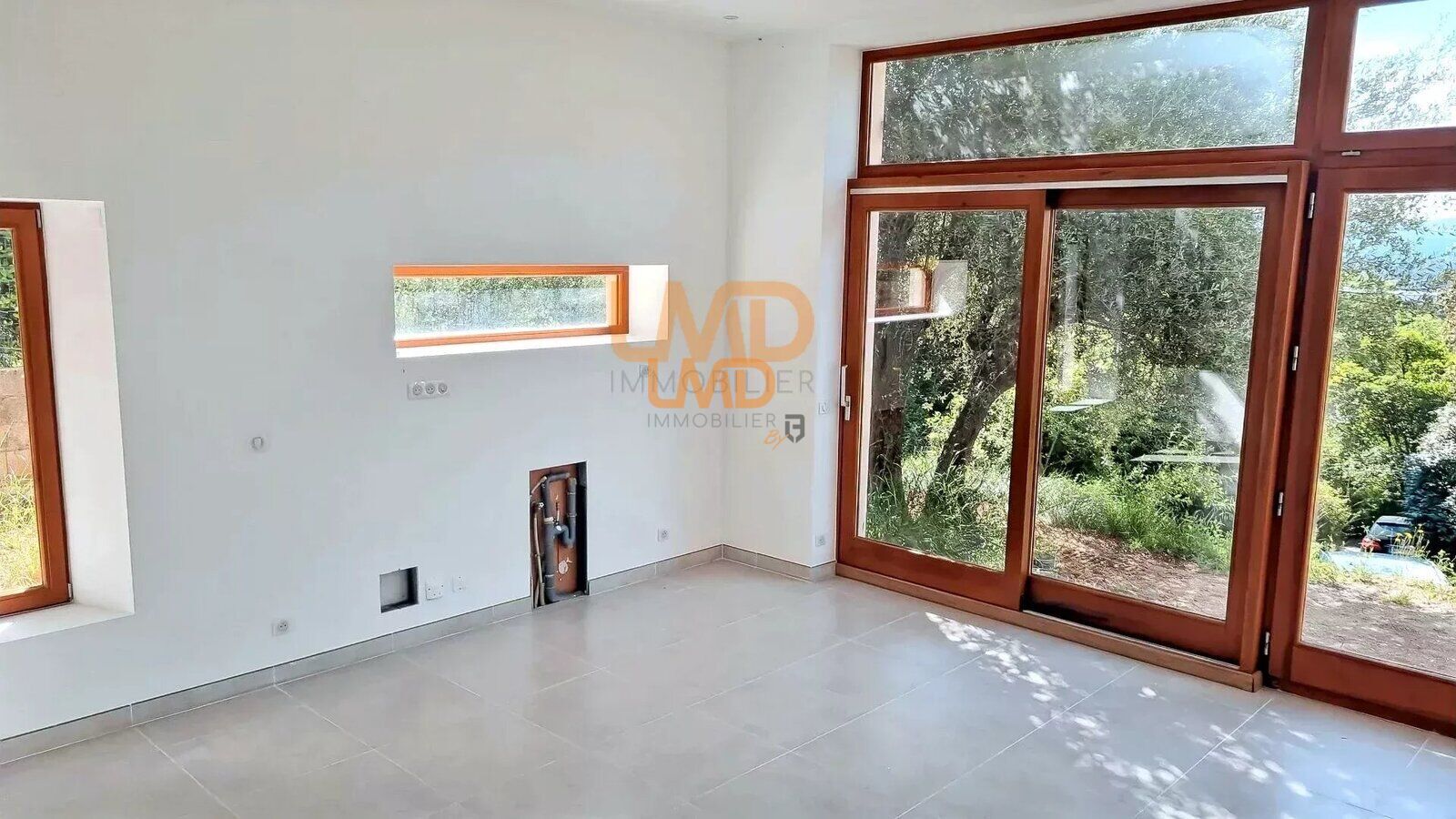 vue dégagée - exposition sud - proche des commodités - climatisation - 746ee29f-e102-4d14-a9b7-d6e3d2b02bc9