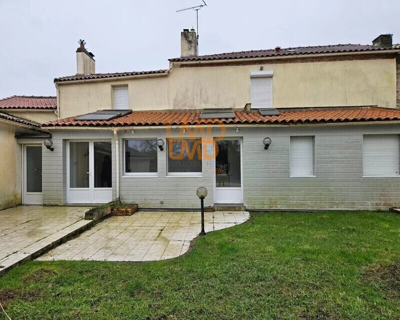 Vente Maison 4 Chambres 174m² VUE - 9837ba8b-8841-449f-b11d-044718820f94