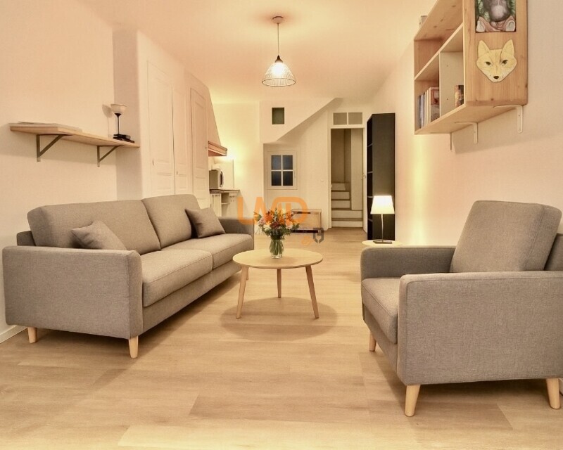 LE LUC: Maison DE Ville T5 90m2 Centre Ville - Le Luc maison T5 90m2