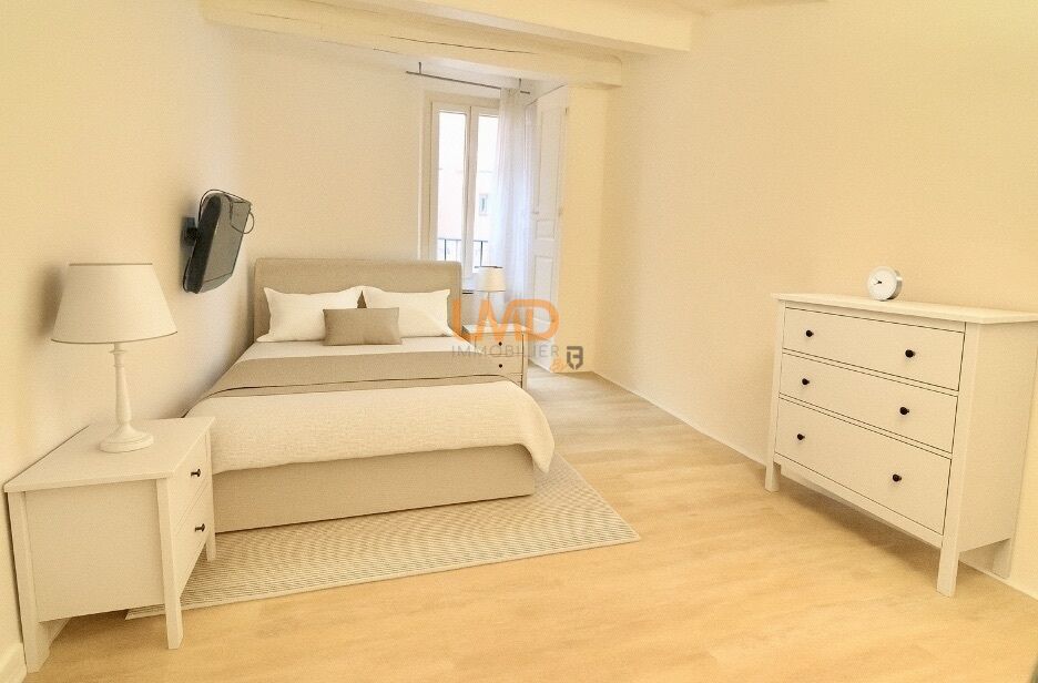 LE LUC: Maison DE Ville T5 90m2 Centre Ville - Le Luc centre maison T4 90m2