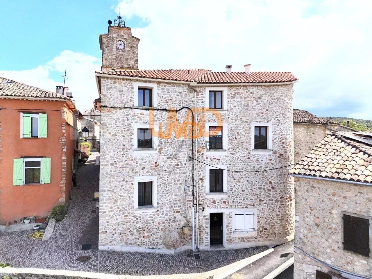 Montmeyan: Appartement 97 m² avec vue panoramique - Montmeyan appartement duplex T4 97m2