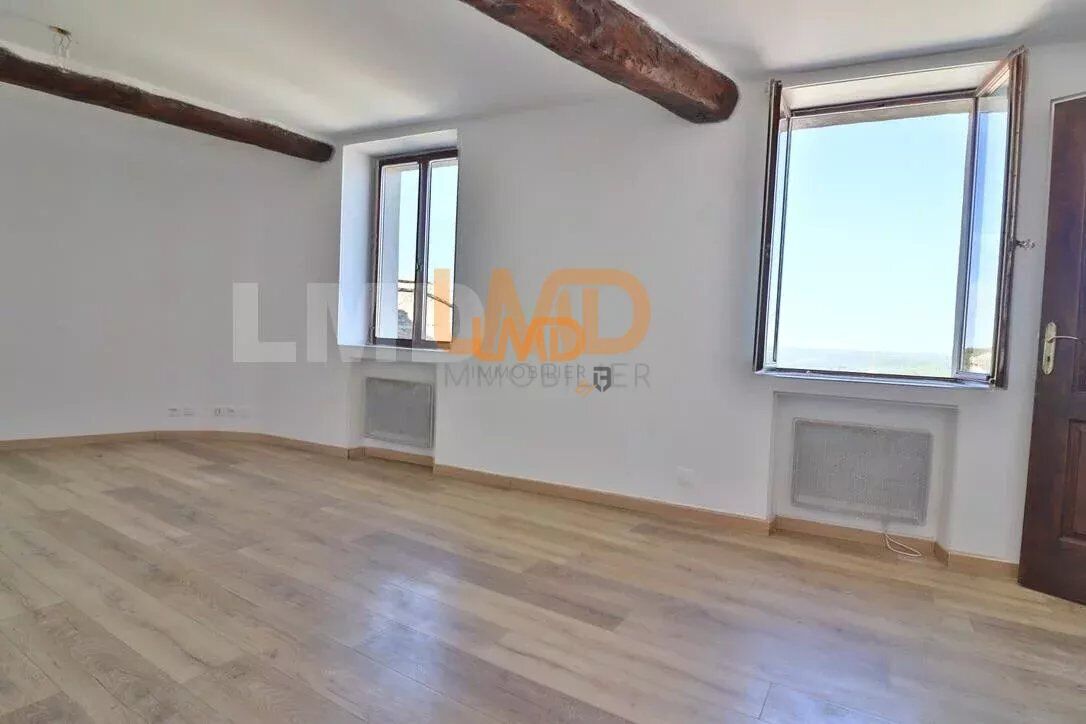 Montmeyan: Appartement 97 m² avec vue panoramique - 5e87e4d3-47ad-461e-bc6f-346173598c7d